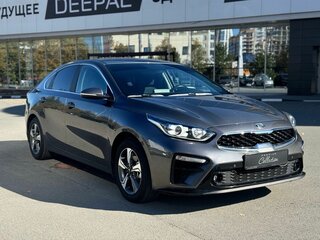 2020 Kia Cerato IV, серый, 1900000 рублей, вид 3