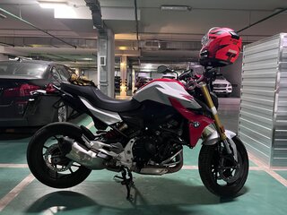 BMW F 900 R