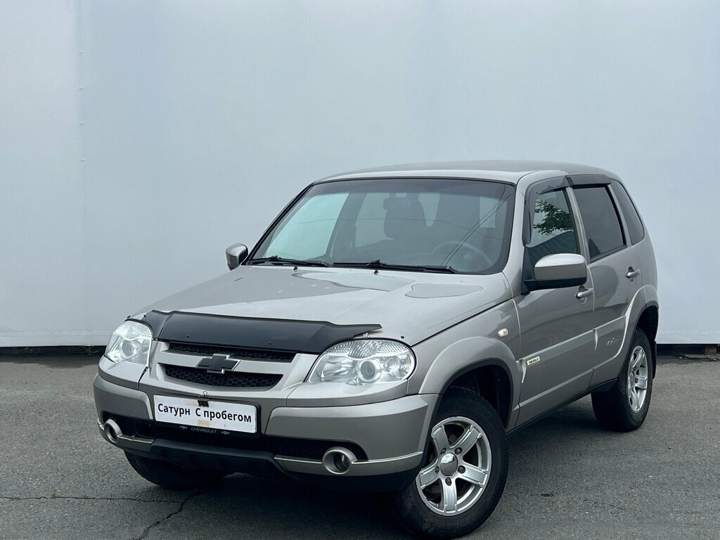 Открыть фотографии: Chevrolet Niva I Рестайлинг