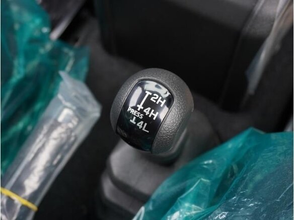 2026 Suzuki Jimny IV, чёрный, 2270000 рублей - вид 17
