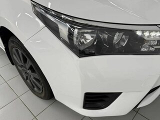 2013 Toyota Corolla XI (E160, E170, E180), белый, 1265000 рублей, вид 5