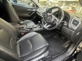 2019 Mazda Axela III Рестайлинг, чёрный, 1290000 рублей, вид 4
