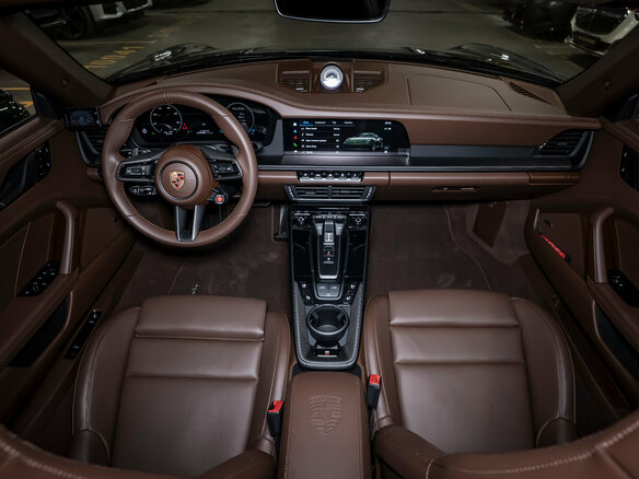 2026 Porsche 911 Carrera 4 GTS VIII (992) Рестайлинг, зелёный, 33200000 рублей - вид 39