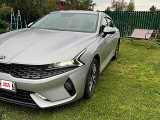 2020 Kia K5 III, серый, 2650000 рублей, вид 1