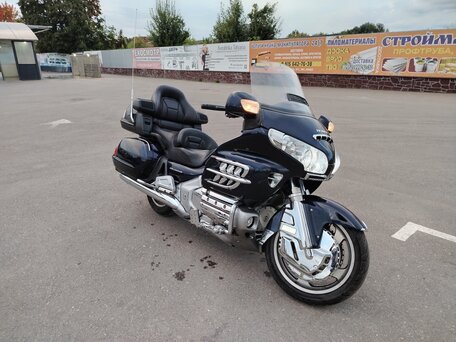 2009 Honda GL 1800 Gold Wing, синий, 1150000 рублей, вид 2