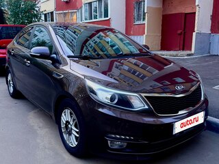 2015 Kia Rio III Рестайлинг, коричневый, 1050000 рублей, вид 2