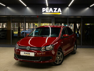 2014 Volkswagen Polo V, красный, 820000 рублей, вид 1