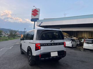 2022 Mitsubishi Delica D:5 I Рестайлинг, белый, 2189000 рублей, вид 3