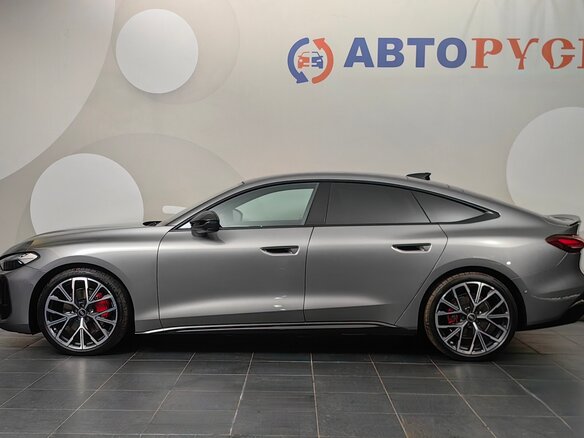 2026 Audi A5 L Sportback III (B10), серый, 6250000 рублей - вид 3