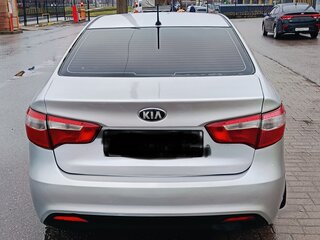 2015 Kia Rio III, серебристый, 480000 рублей, вид 5