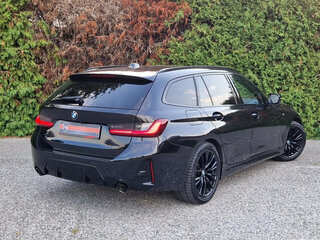 2023 BMW 3 серии 318d VII (G2x) Рестайлинг, чёрный, 3990000 рублей, вид 4