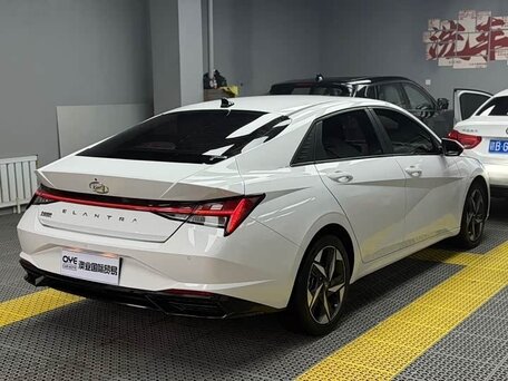 2022 Hyundai Elantra VII (CN7), белый, 1450000 рублей, вид 4