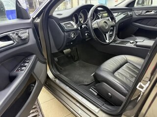 2013 Mercedes-Benz CLS 350 CDI II (C218), серый, 2500000 рублей, вид 2