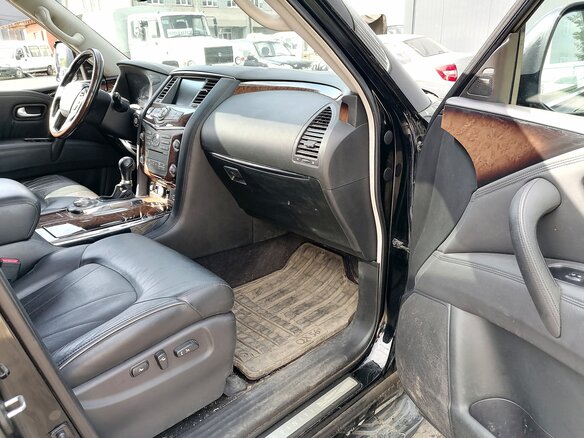 2013 Infiniti QX56 II, чёрный, 1000000 рублей - вид 8