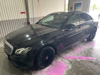 2018 Mercedes-Benz E-Класс 200 V (W213, S213, C238), чёрный, 2300000 рублей, вид 2