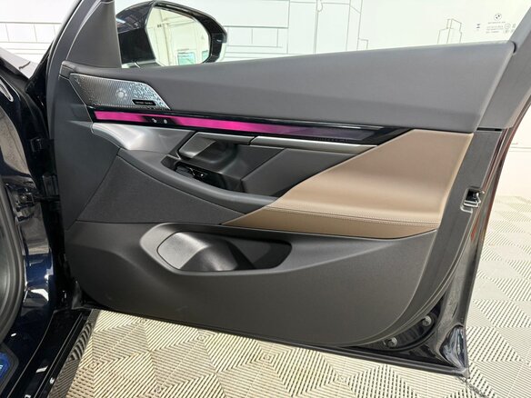 2025 BMW 5 серии Long 530Li xDrive VIII (G60/G61/G68), чёрный, 7699000 рублей - вид 27