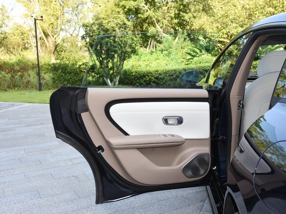 2026 Changan Qiyuan A06 28.39 kWh, синий, 3009000 рублей - вид 33