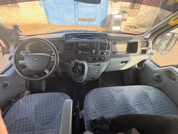 2012 Ford Transit, серый, 1150000 рублей - вид 9
