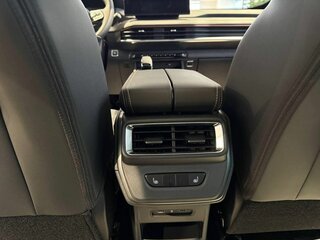 2025 Geely Okavango I Рестайлинг, белый, 4085990 рублей, вид 2