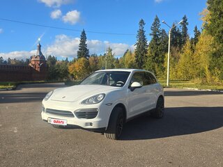 2013 Porsche Cayenne S II (958), белый, 1800000 рублей, вид 2