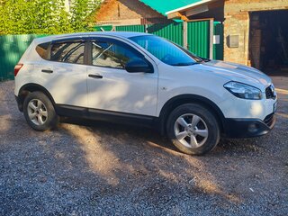2011 Nissan Qashqai I Рестайлинг, белый, 1000000 рублей, вид 3