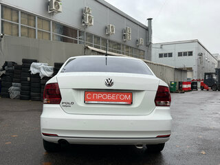 2016 Volkswagen Polo V Рестайлинг, белый, 899000 рублей, вид 5