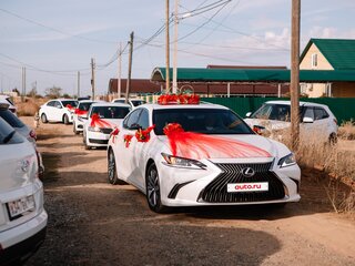 2020 Lexus ES 250 VII, белый, 4650000 рублей, вид 3