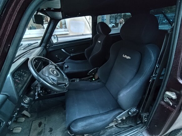 2011 Lada (ВАЗ) 2121 (4x4) I Рестайлинг, красный, 355000 рублей - вид 4
