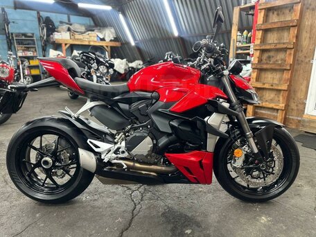 2022 Ducati Streetfighter V2, красный, 1520000 рублей, вид 3