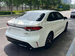 2023 Toyota Levin XII (E210) Рестайлинг, белый, 1550000 рублей, вид 3