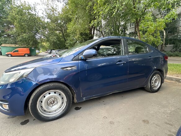 2015 Kia Rio III Рестайлинг, синий, 450000 рублей - вид 4