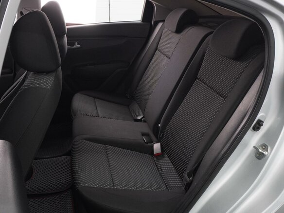 2017 Kia Rio IV, серебристый, 1249000 рублей - вид 8