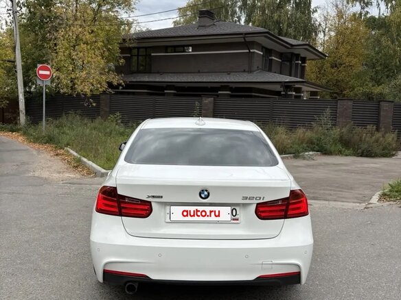2014 BMW 3 серии 320i xDrive VI (F3x), белый, 1900000 рублей - вид 6