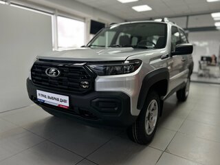 2026 Lada (ВАЗ) Niva Travel I Рестайлинг, серебристый, 1623000 рублей, вид 2