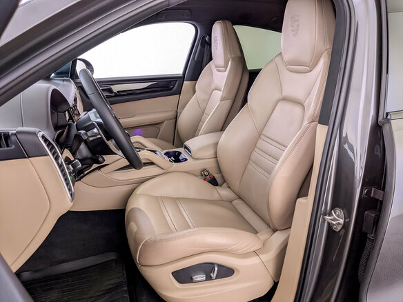 2021 Porsche Cayenne III, серый, 7750000 рублей - вид 20