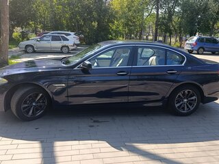 2012 BMW 5 серии 530d xDrive VI (F10/F11/F07), синий, 2150000 рублей, вид 5