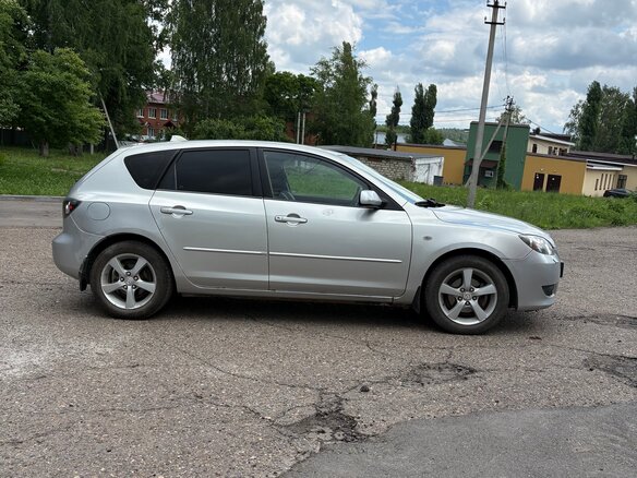 2005 Mazda 3 I (BK), серебристый, 400000 рублей - вид 2