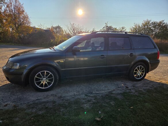 1999 Volkswagen Passat B5, серый, 360000 рублей - вид 4