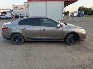 2012 Renault Fluence I, бежевый, 550000 рублей, вид 3