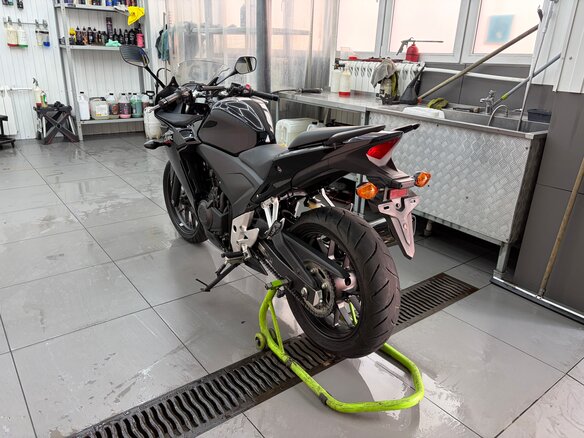 2013 Honda CBR 400R, чёрный, 550000 рублей - вид 3