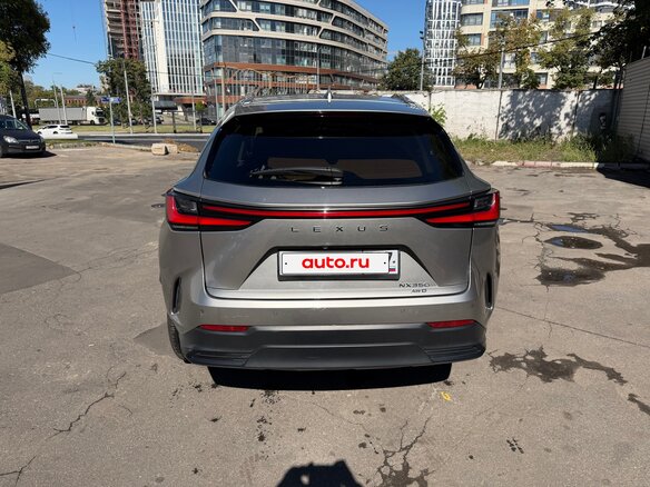 2021 Lexus NX 350 II, серый, 5200000 рублей - вид 3