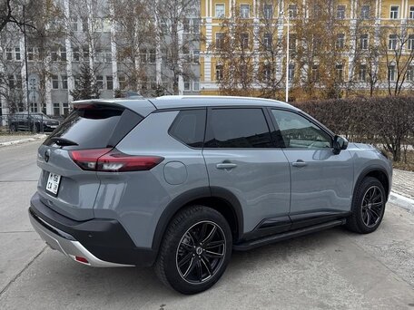 2021 Nissan X-Trail IV, серый, 3500000 рублей, вид 3