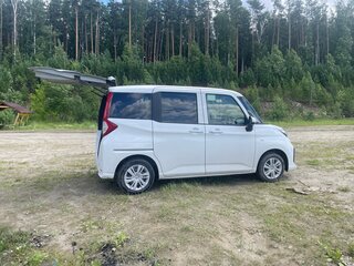 2022 Toyota Roomy I Рестайлинг, белый, 1210000 рублей, вид 5