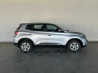 2023 Chery Tiggo 4 Pro I, серебристый, 1389000 рублей, вид 4