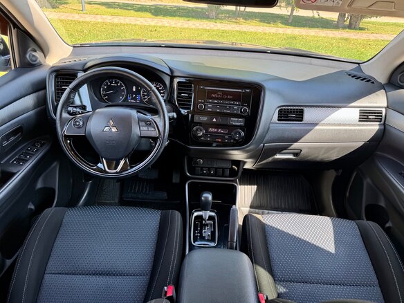 2018 Mitsubishi Outlander III Рестайлинг 3, синий, 1890000 рублей - вид 14