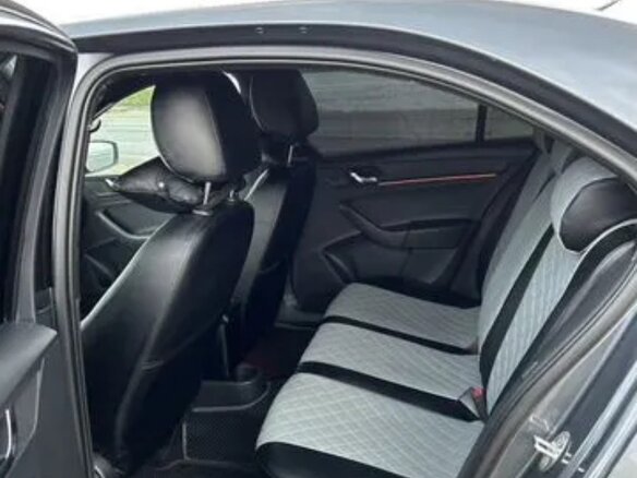 2015 Skoda Rapid I, серый - вид 11
