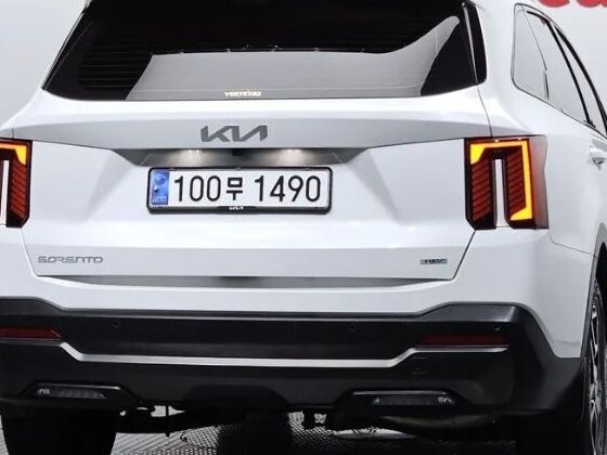 2025 Kia Sorento IV Рестайлинг, белый, 5979515 рублей - вид 3