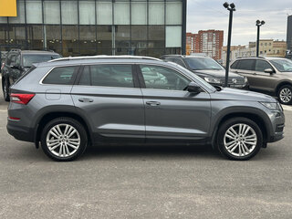 2019 Skoda Kodiaq I, серый, 2810000 рублей, вид 4