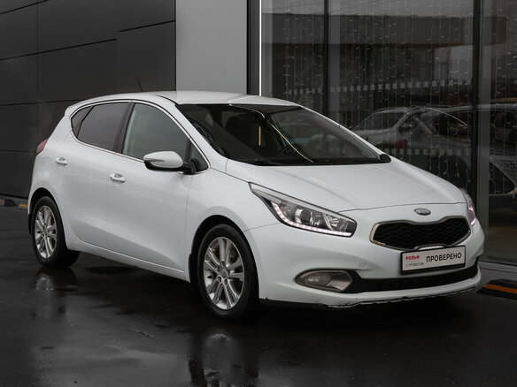2013 Kia Ceed II, белый, 849000 рублей - вид 2