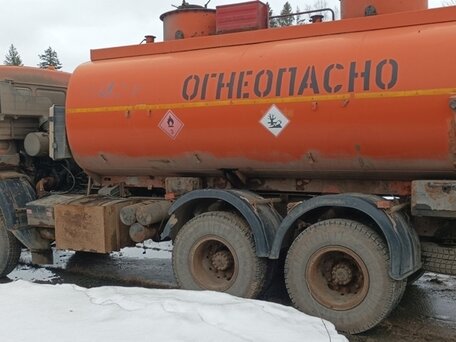 2008 НефАЗ Автоцистерны, оранжевый, 878400 рублей, вид 1